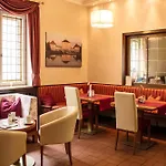 Hotel Laimer Hof Am Schloss Nymphenburg 3*