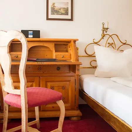 Laimer Hof Am Schloss Nymphenburg 3*