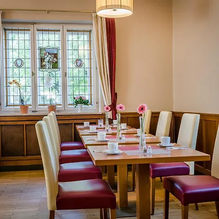 Hotel Laimer Hof Am Schloss Nymphenburg Munich