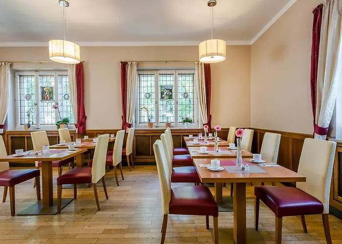Hotel Laimer Hof Am Schloss Nymphenburg Munich