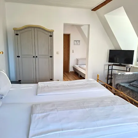 Отель Laimer Hof Am Schloss Nymphenburg 3*