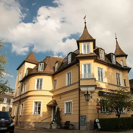 Laimer Hof Am Schloss Nymphenburg מלון מינכן