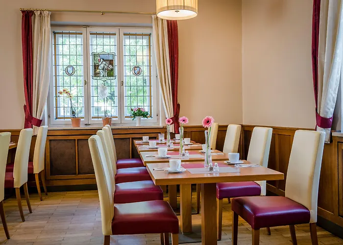 Hotel Laimer Hof Am Schloss Nymphenburg Munich