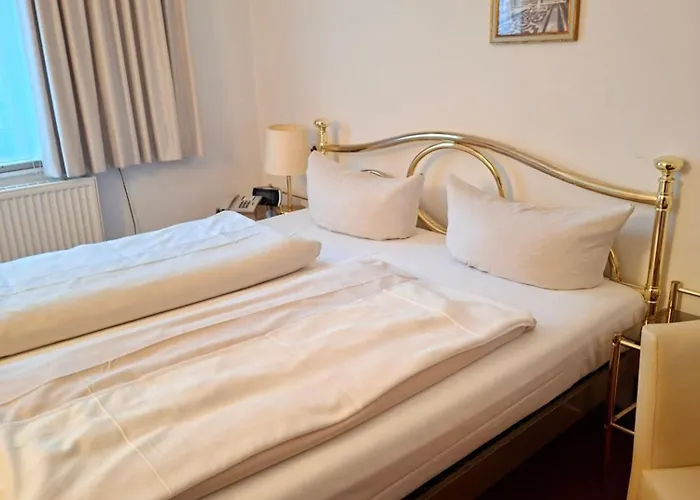 Laimer Hof Am Schloss Nymphenburg 3*